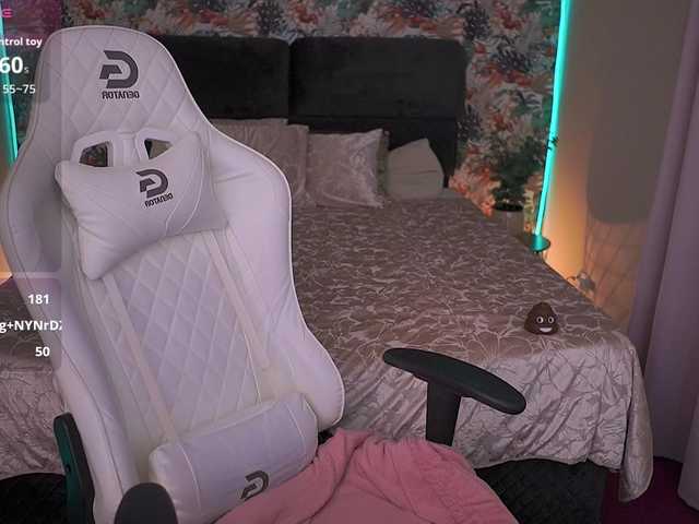 DivineJass's BongaCams show and profile