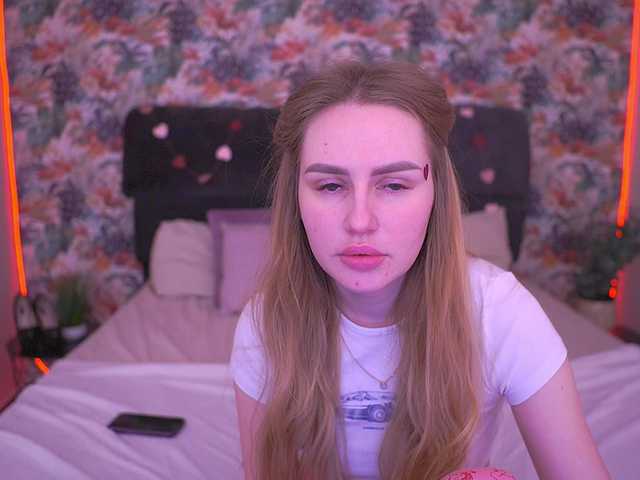 DivineJass's BongaCams show and profile