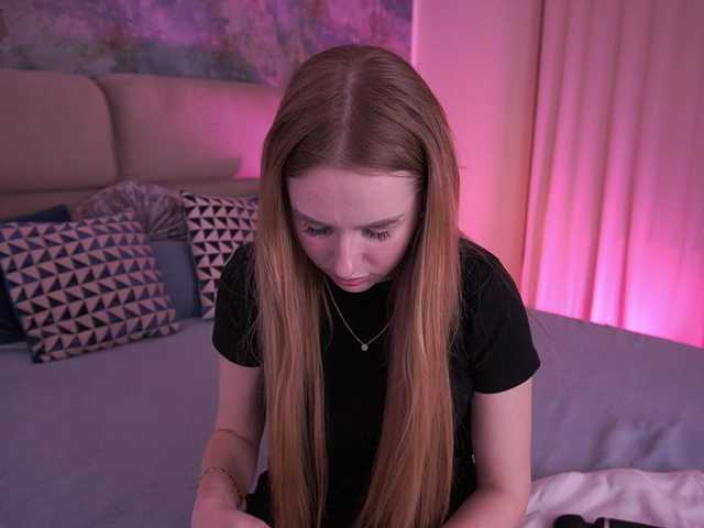 DivineJass's BongaCams show and profile