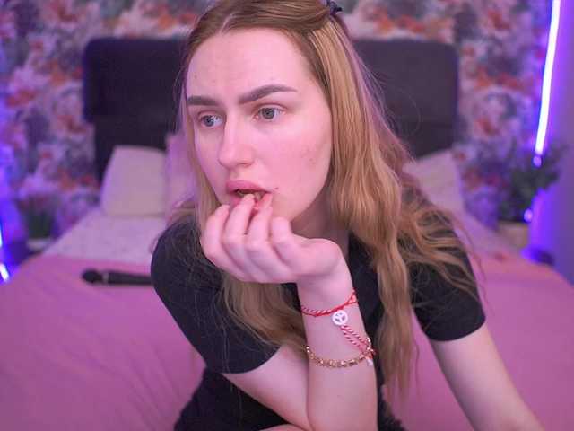 DivineJass's BongaCams show and profile