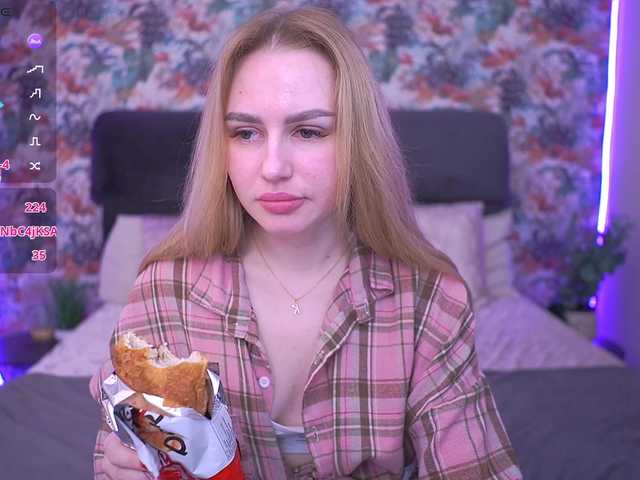 DivineJass's BongaCams show and profile