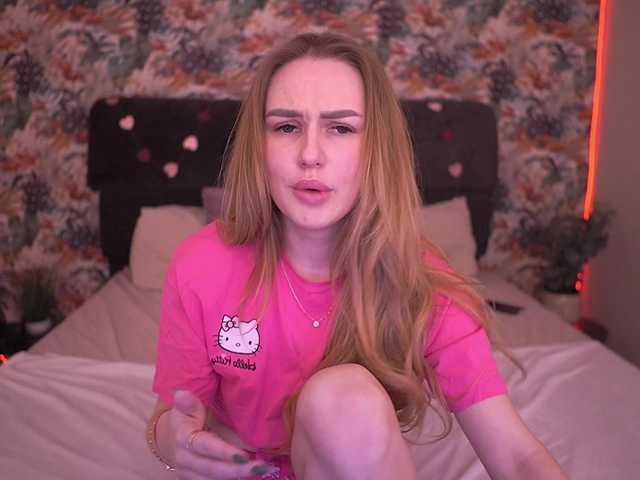 DivineJass's BongaCams show and profile