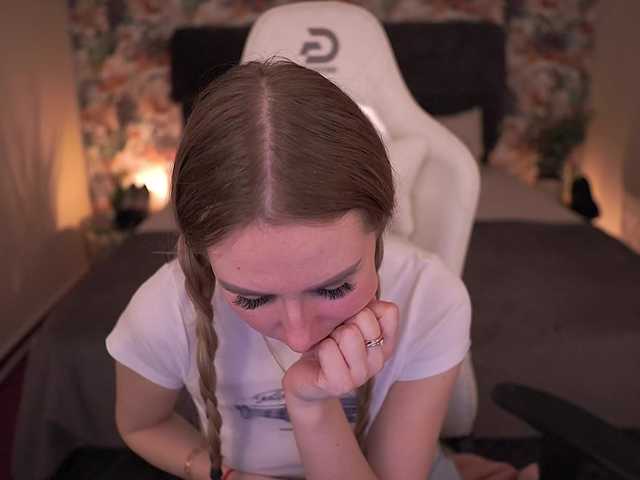 DivineJass's BongaCams show and profile