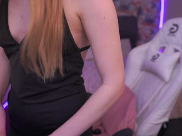 DivineJass's BongaCams show and profile