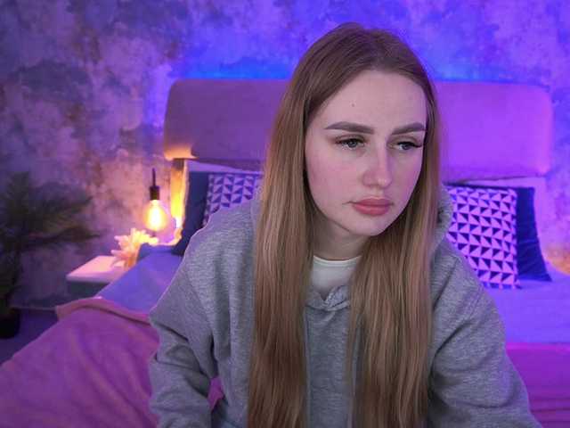 DivineJass's BongaCams show and profile