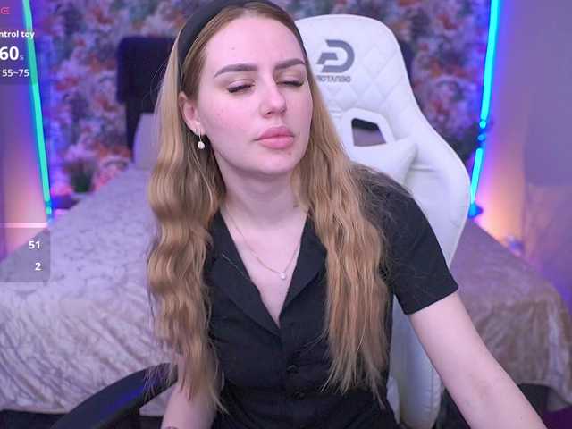 DivineJass's BongaCams show and profile