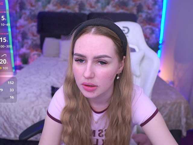 DivineJass's BongaCams show and profile