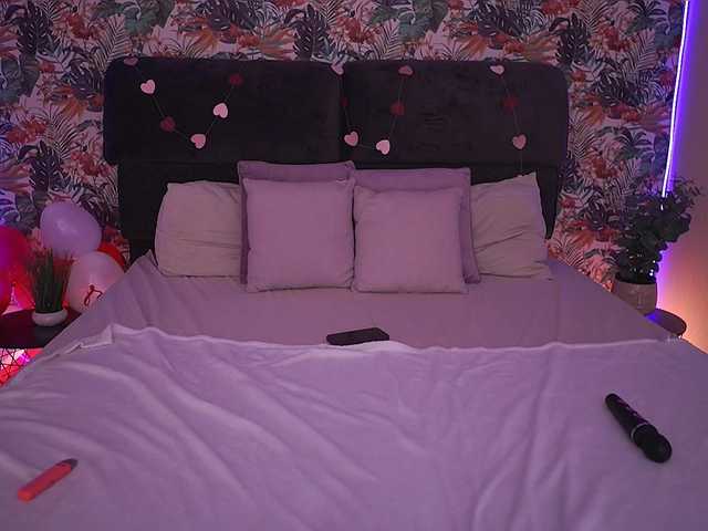 DivineJass's BongaCams show and profile