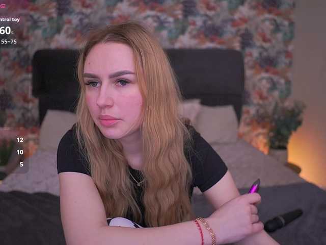 DivineJass's BongaCams show and profile