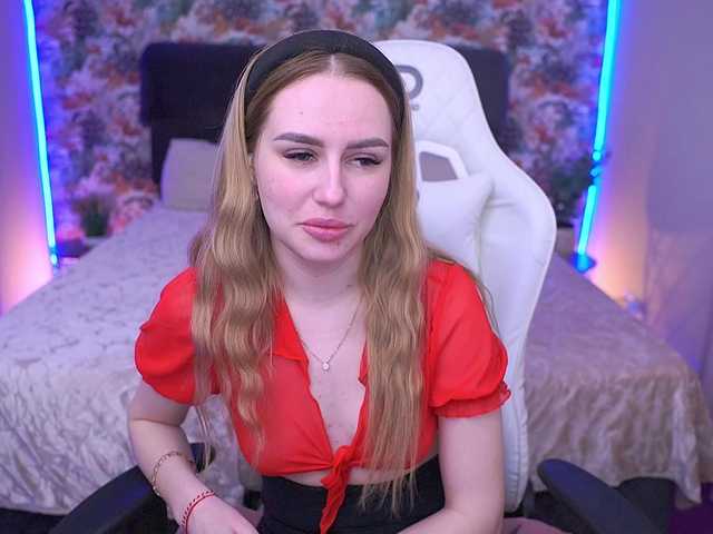 DivineJass's BongaCams show and profile