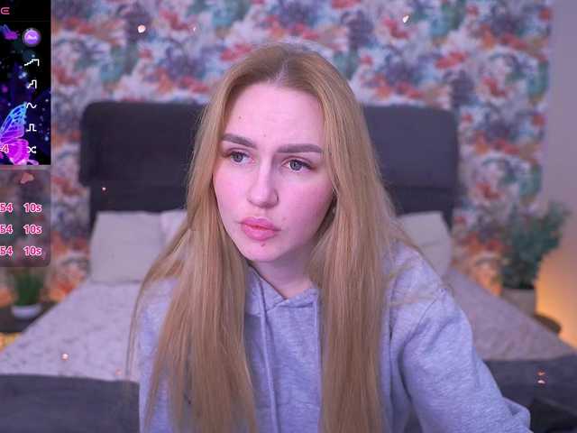 DivineJass's BongaCams show and profile