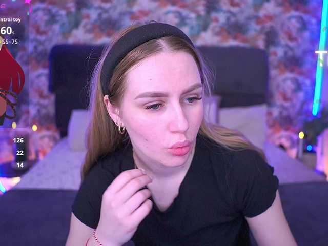 DivineJass's BongaCams show and profile