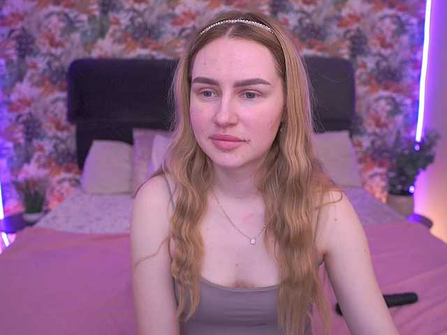 DivineJass's BongaCams show and profile