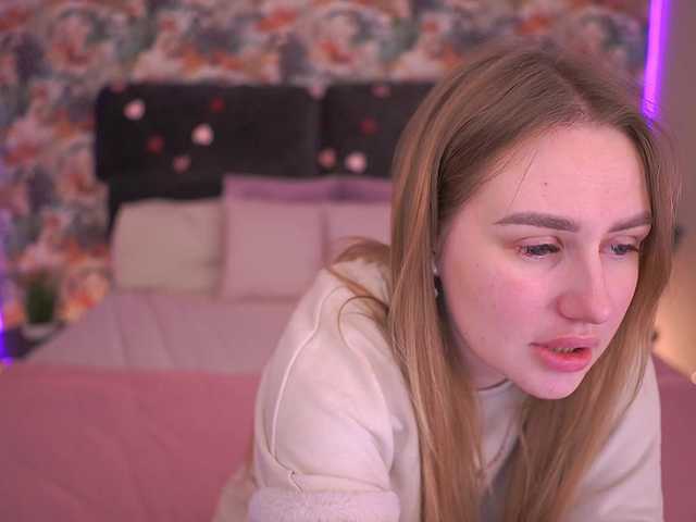 DivineJass's BongaCams show and profile