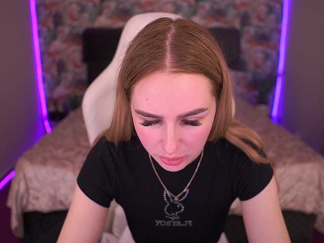 DivineJass's BongaCams show and profile