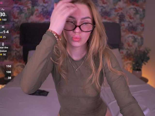 DivineJass's BongaCams show and profile