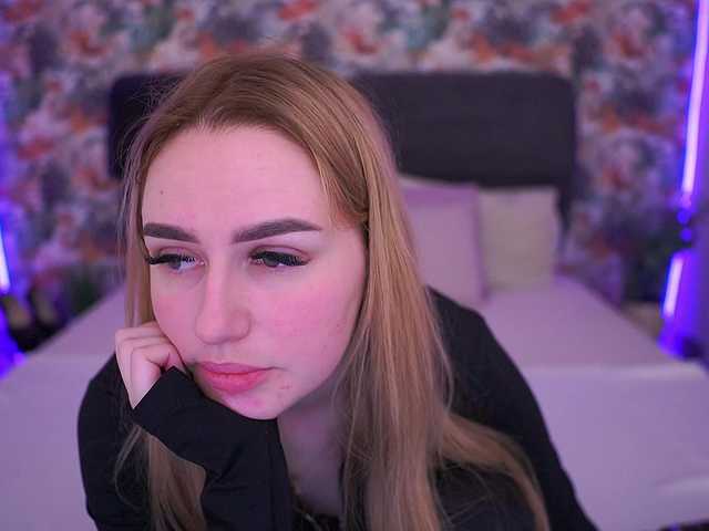 DivineJass's BongaCams show and profile