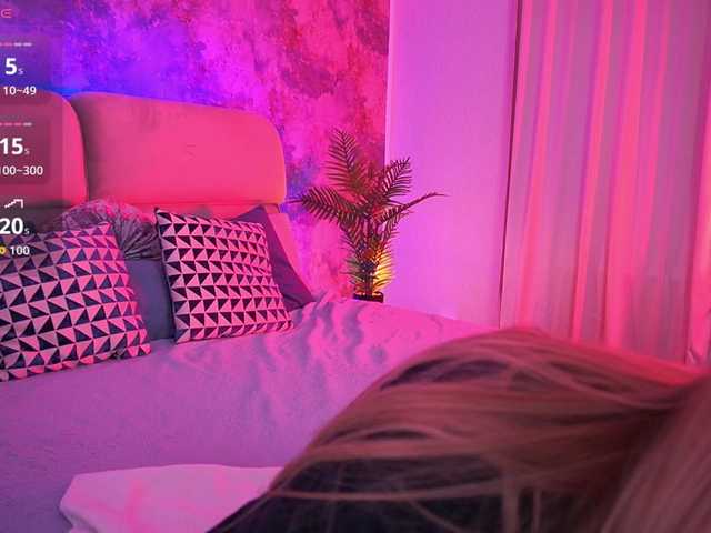 DivineJass's BongaCams show and profile