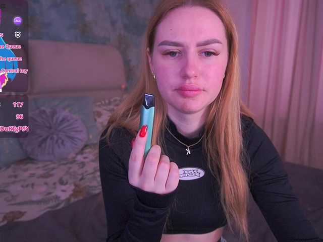 DivineJass's BongaCams show and profile