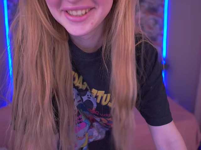 DivineJass's BongaCams show and profile