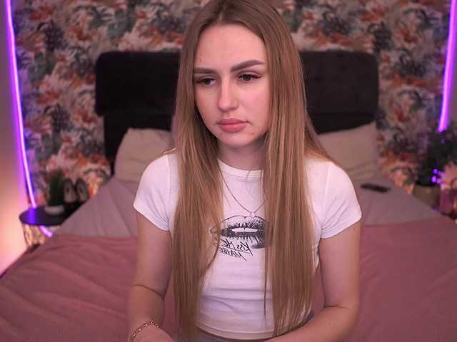 DivineJass's BongaCams show and profile