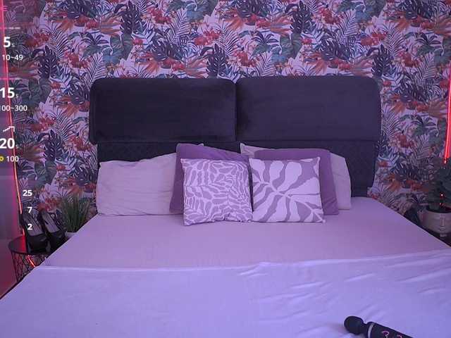 DivineJass's BongaCams show and profile