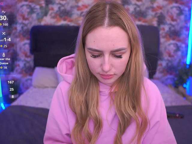 DivineJass's BongaCams show and profile