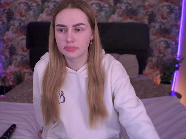 DivineJass's BongaCams show and profile