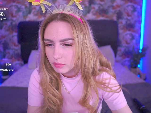 DivineJass's BongaCams show and profile