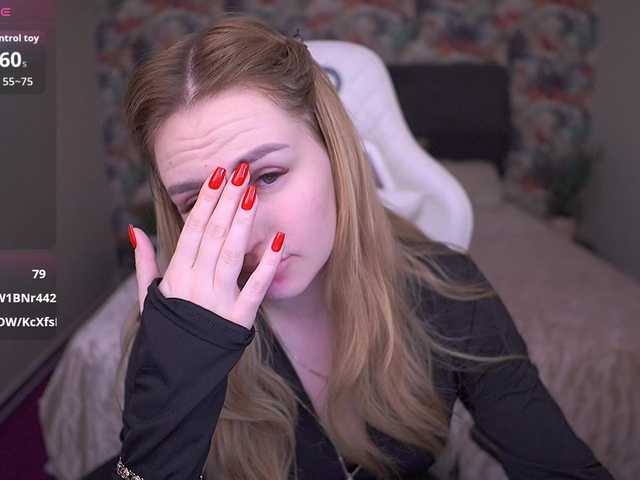 DivineJass's BongaCams show and profile