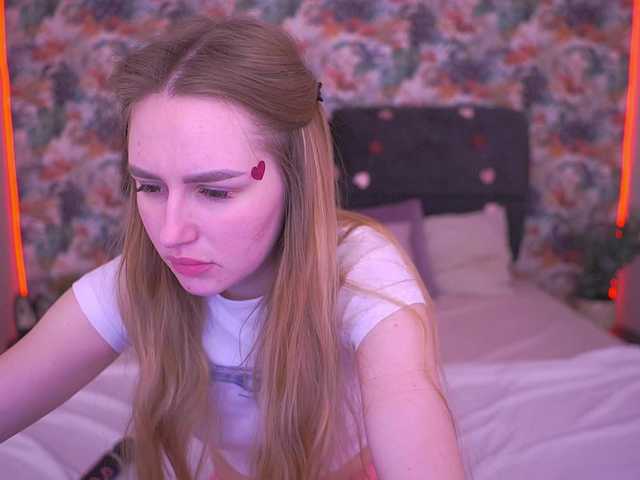 DivineJass's BongaCams show and profile