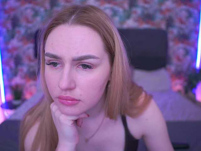 DivineJass's BongaCams show and profile