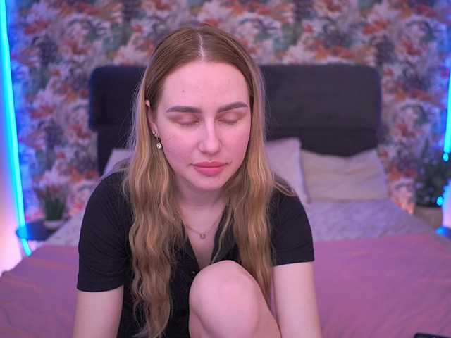 DivineJass's BongaCams show and profile