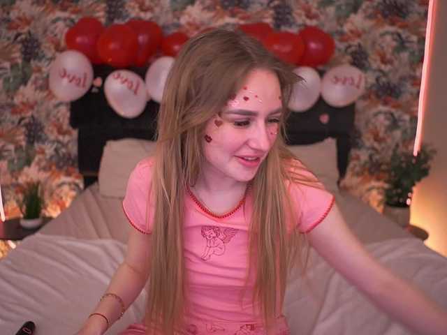 DivineJass's BongaCams show and profile