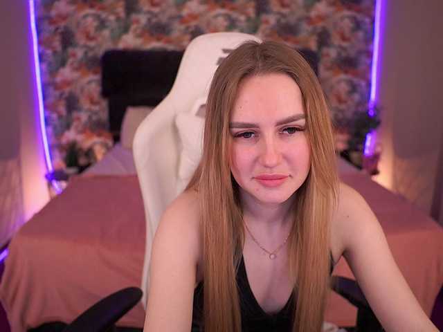 DivineJass's BongaCams show and profile