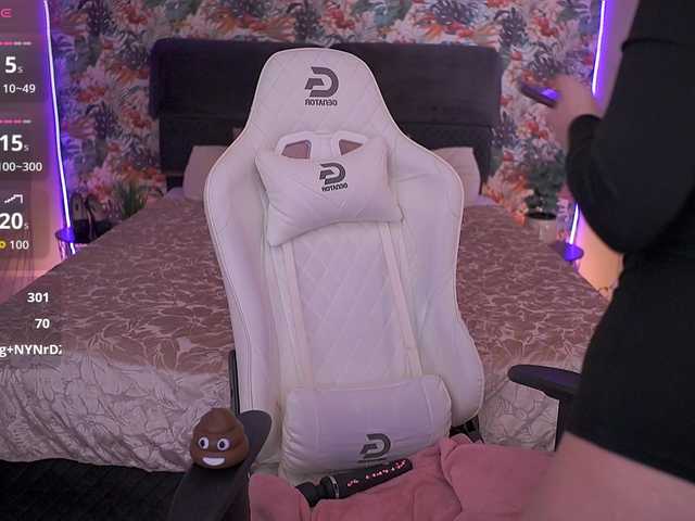 DivineJass's BongaCams show and profile