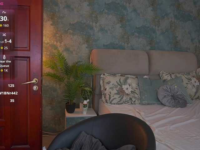 DivineJass's BongaCams show and profile