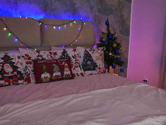 DivineJass Live Webcam on {site_name}