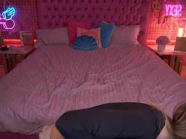DivineJass webcam