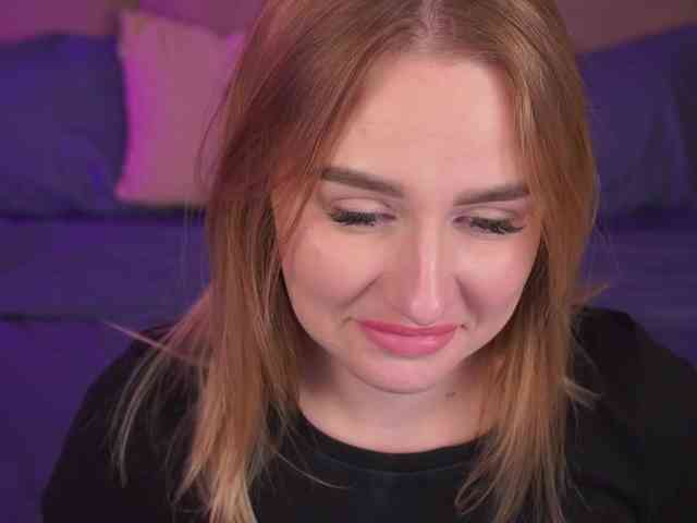 DivineJass webcam