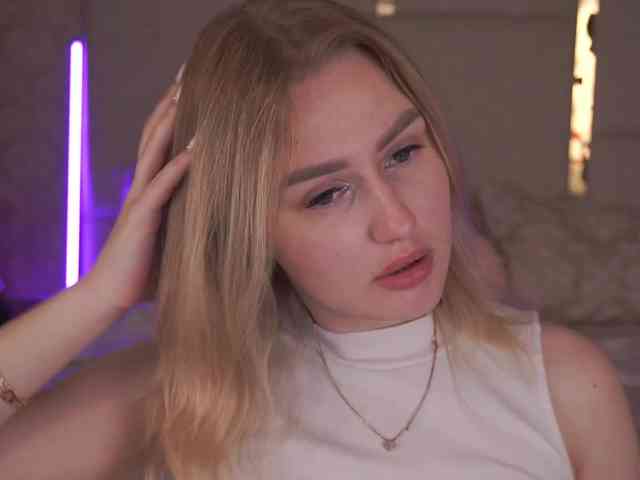 DivineJass webcam