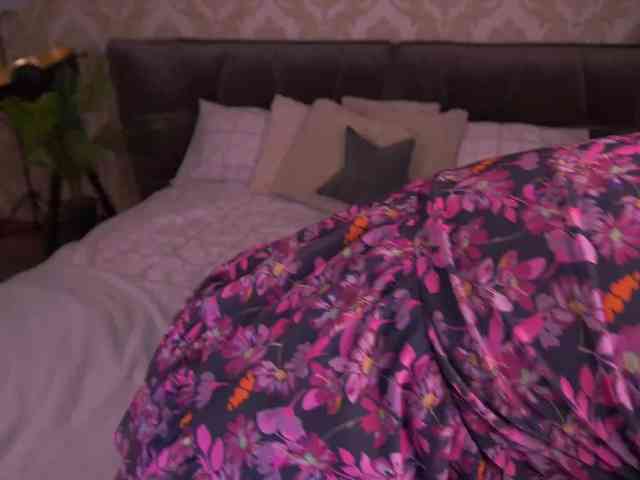 DivineJass webcam