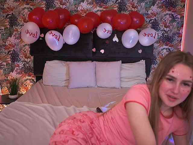 DivineJass webcam