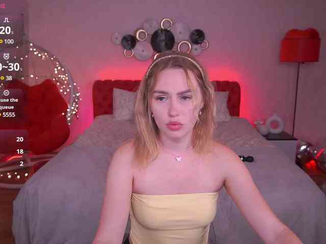 DivineJass webcam