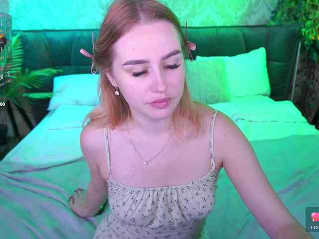 DivineJass webcam