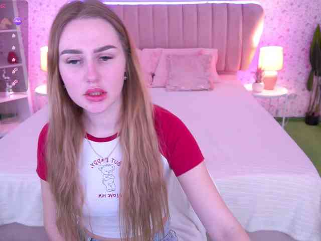 DivineJass webcam