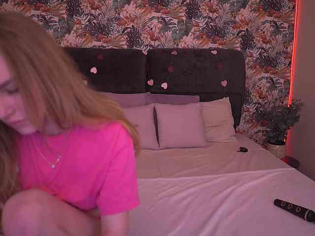 DivineJass webcam