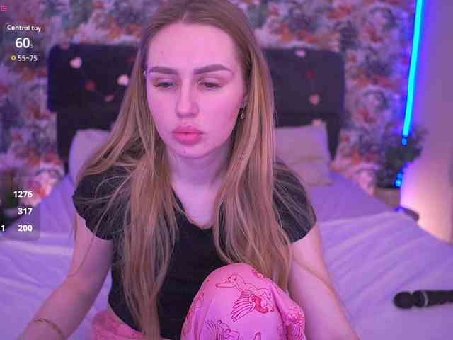 DivineJass Live Webcam on BongaCams