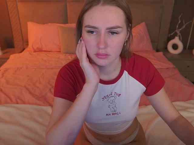 DivineJass webcam