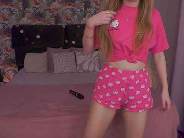 DivineJass Live Webcam on BongaCams